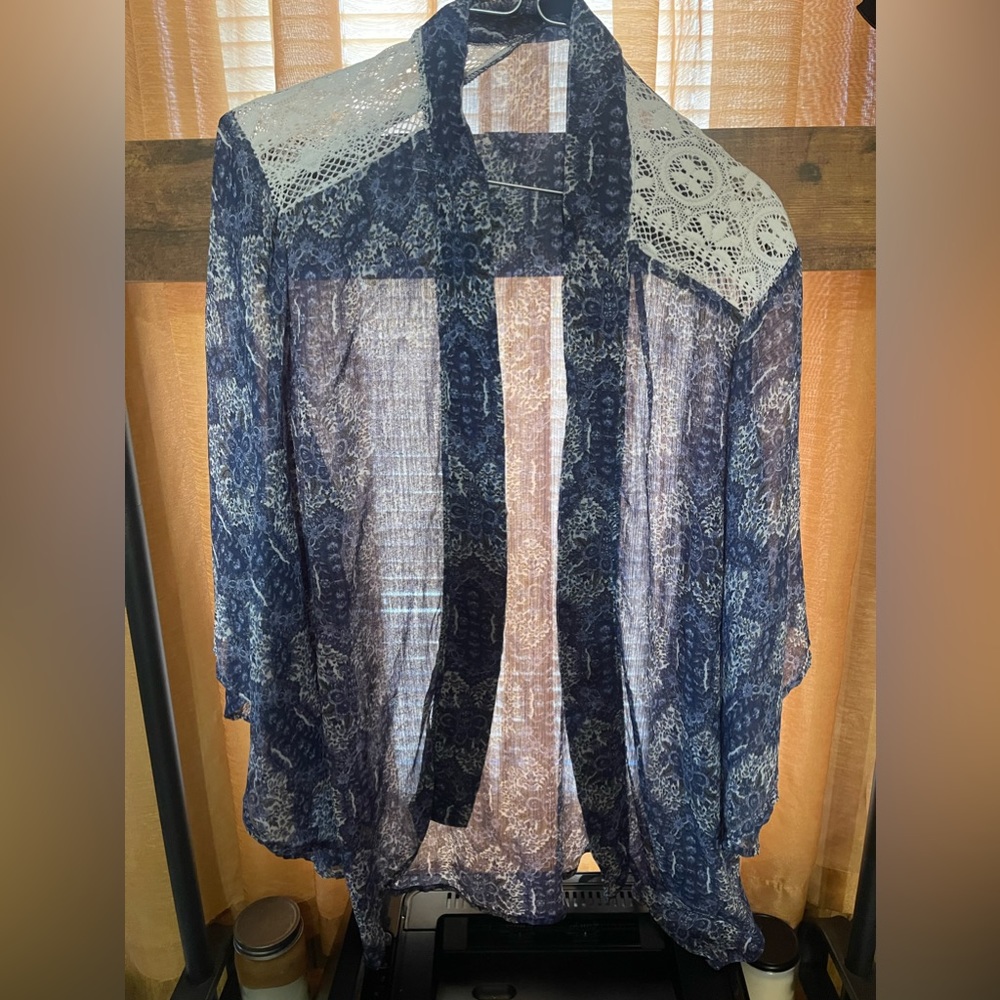 Size xl blue patterned kimono